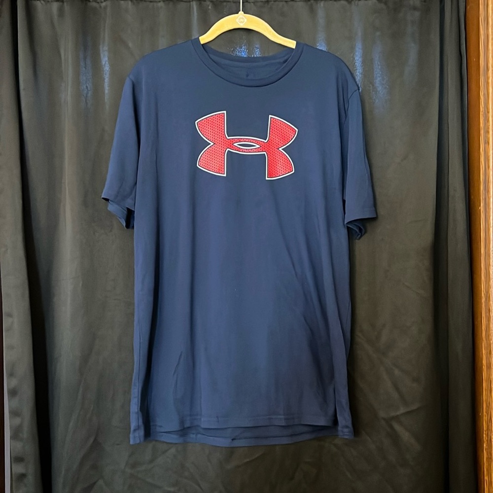Men’s Under Armour Tshirt Large